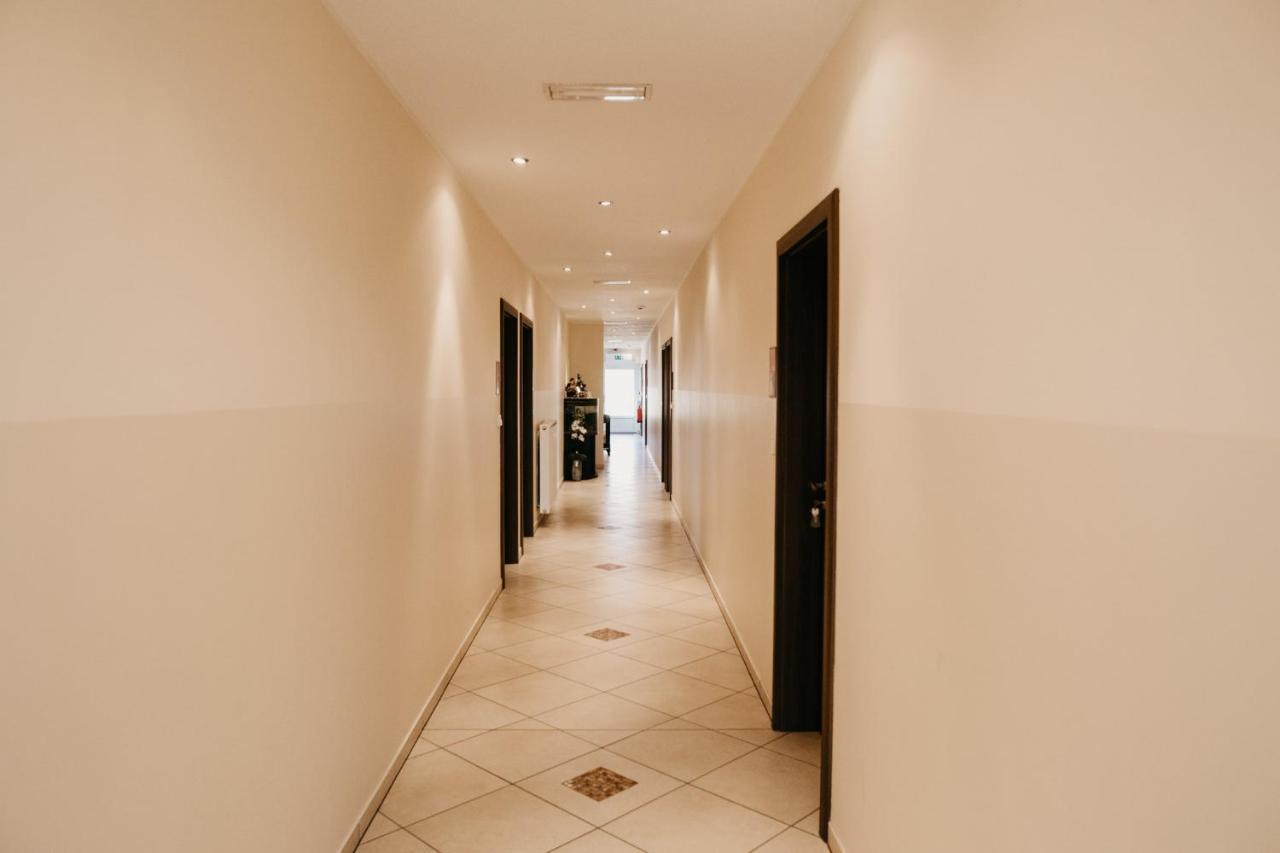 Apartments-Rooms Vogrinec พทุย ภายนอก รูปภาพ
