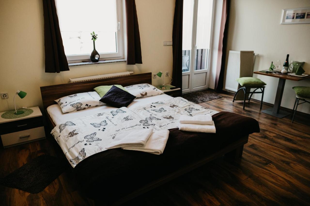 Apartments-Rooms Vogrinec พทุย ภายนอก รูปภาพ